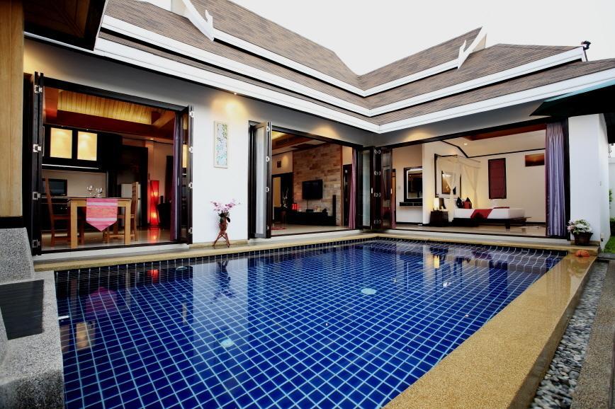 The Iris Pool Villa Rawai Værelse billede